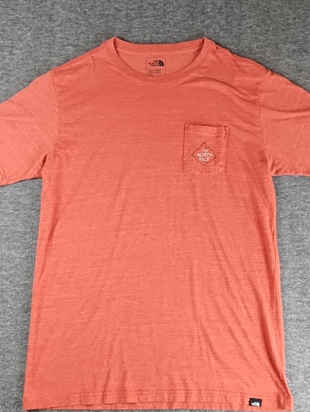 The North Face Men's Coral Pocket Short Sleeve Tee